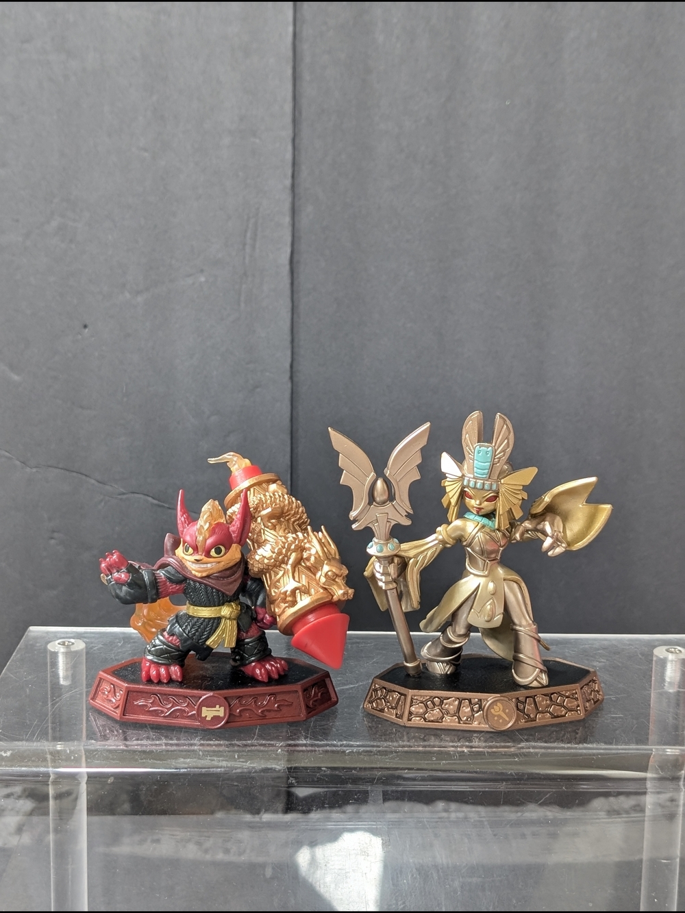 2 Skylanders Imaginators Flare Wolf Sensei Figure And Golden Queen